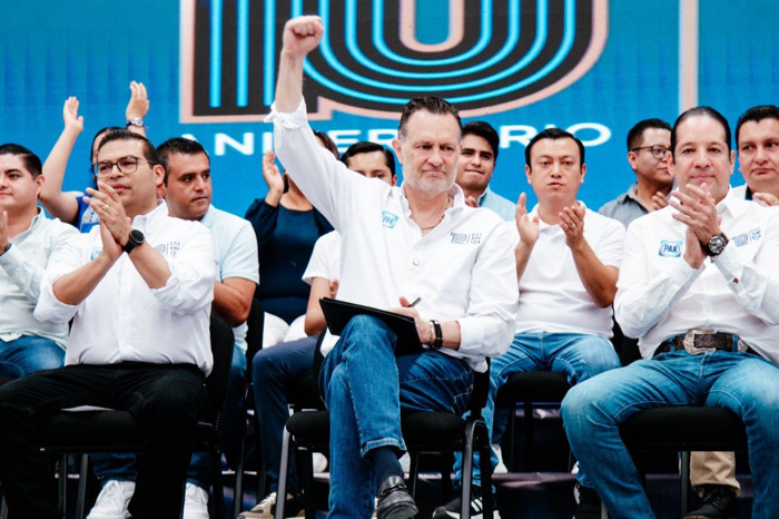 Kuri pide no votar por Morena y desata críticas por posible delito electoral