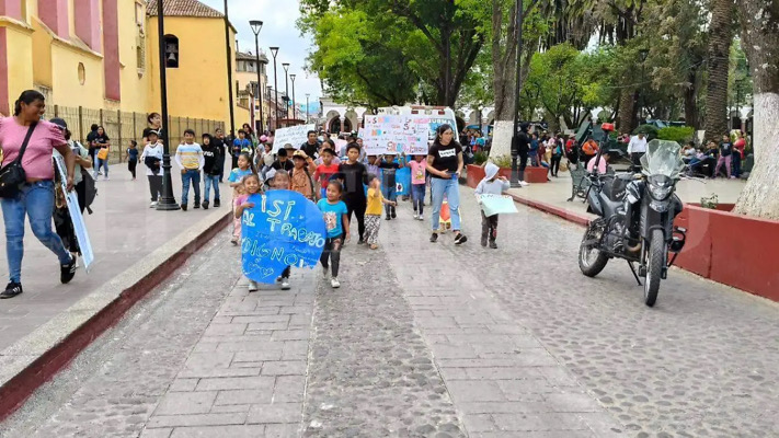 Infancias trabajadoras se movilizan por sus derechos en San Cristóbal de Las Casas