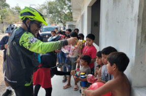 E293BBB2-7F8A-4D0D-AD5E-A606E5386F13