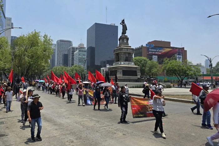 CNTE anuncia nuevos bloqueos en SEP, SHCP e INE tras romperse el diálogo