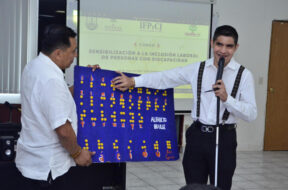 E52C6581-DDAC-4A09-92EF-478837670292