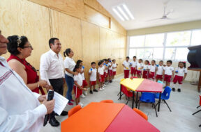 EE78E334-84B0-453A-A06C-45199ABBE5F5