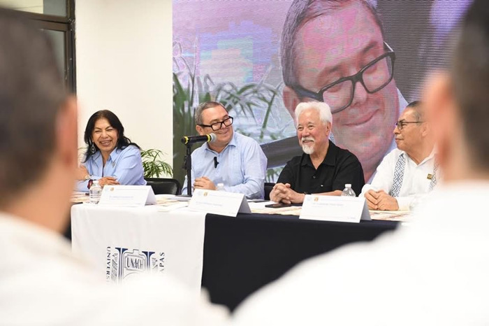 Dictan en la UNACH la Conferencia Magistral “La universidad en el siglo XXI”