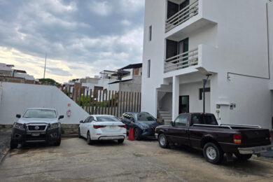 FD596DE7-B149-494C-9659-5EDE18448912