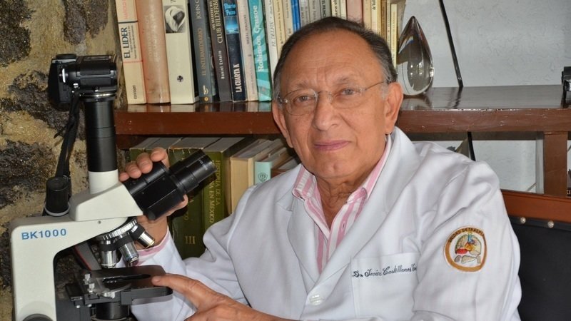 El honor a quien lo merece / A Estribor