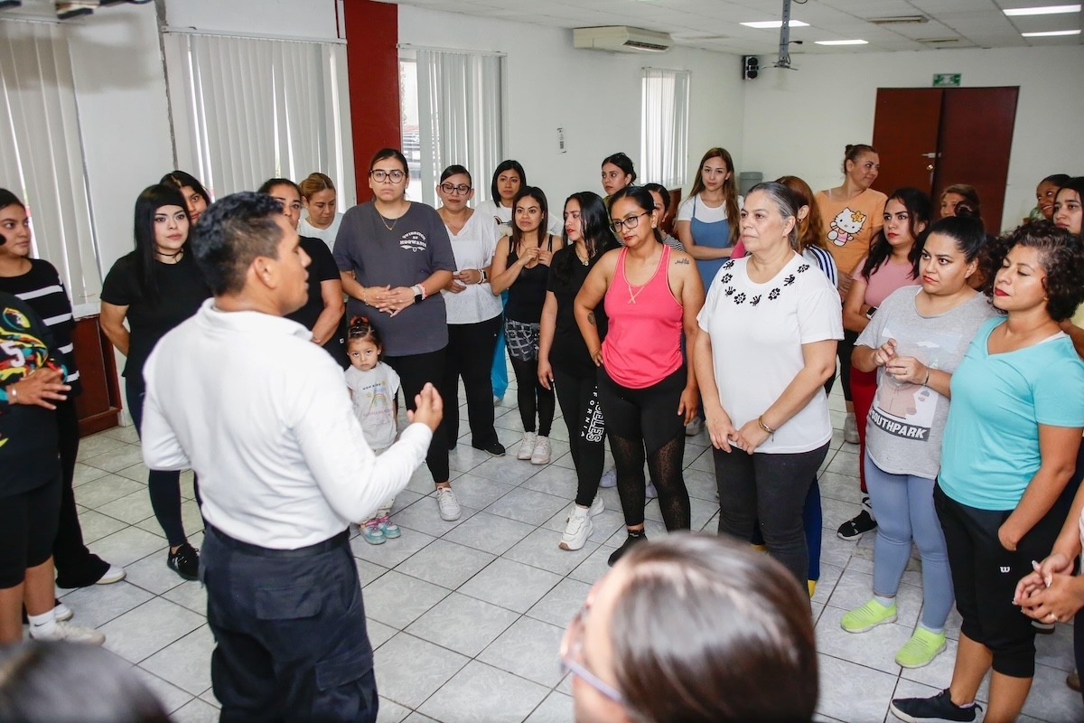 Voluntariado del Poder Judicial imparte taller en defensa personal