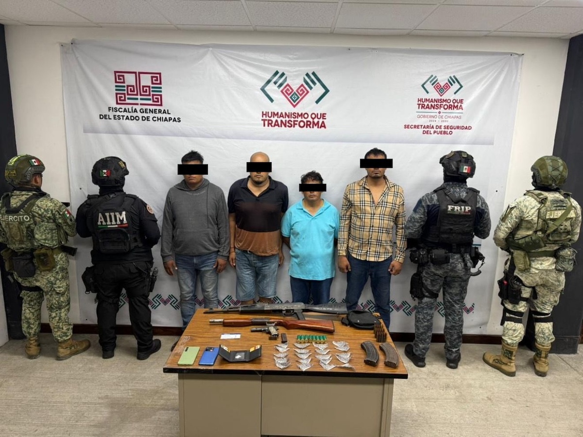 En operativo interinstitucional detienen a presuntos integrantes de célula delictiva con armas de fuego y presuntos narcóticos en Ocozocoautla