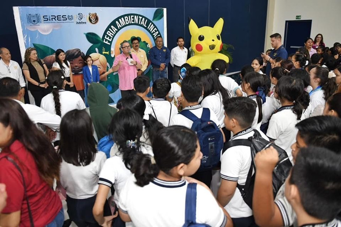 Niñas y Niños de preescolar y primaria participan en la Primera Feria Ambiental Infantil organizada por la UNACH