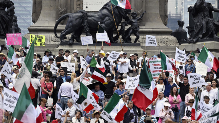 Protestan miles en CDMX contra la elección judicial; acusan golpe a la democracia