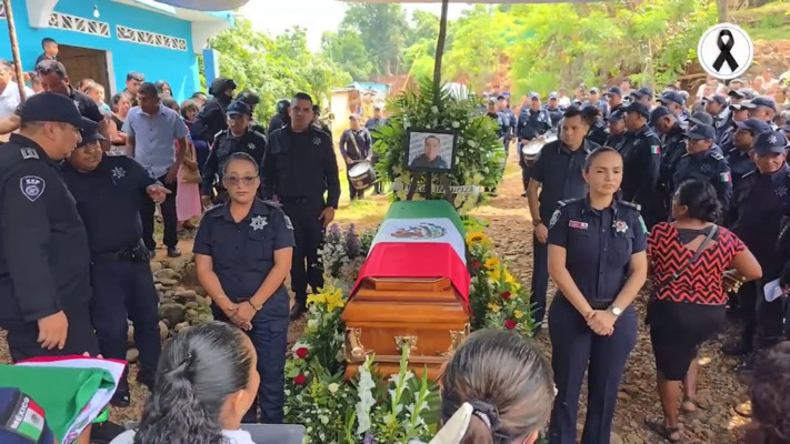 SSP rinde honores fúnebres a elementos caídos en cumplimiento del deber