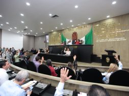 2D123BF7-8C48-46C0-9F8F-E66AE26FB3C2