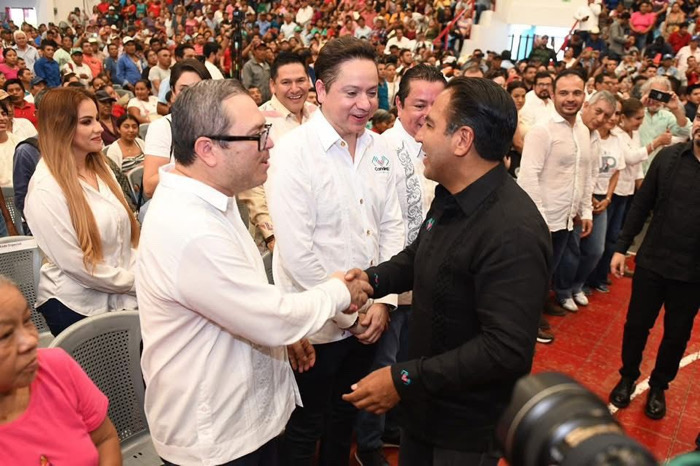 Realiza el rector de la UNACH Oswaldo Chacón Rojas una intensa gira de trabajo en Palenque y Catazajá