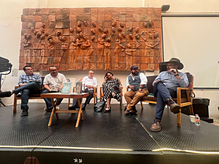 Celebran 80 años del notario Gilberto Bátiz López con la presentación de su novela “Con el viento al hombro”, una conversación poética con el Che Guevara