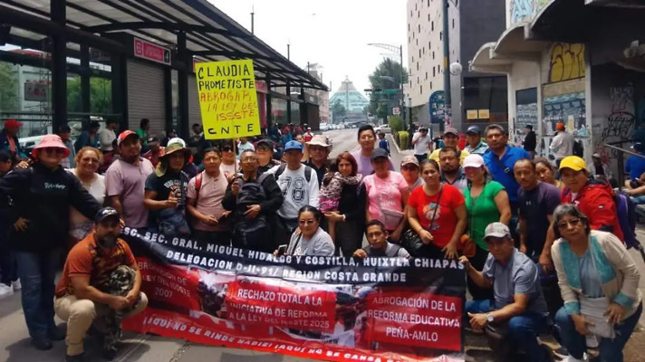 Maestros chiapanecos mantendrán plantón en CDMX; sigue suspensión de clases 