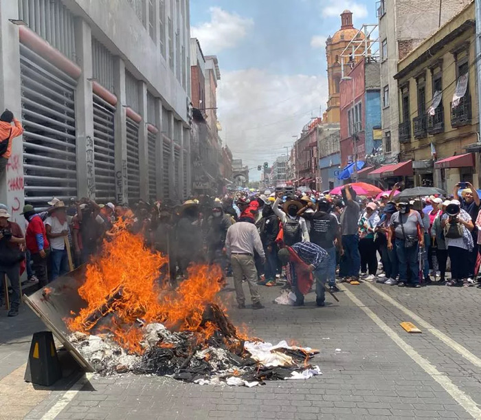 Maestros disidentes toman sedes del SNTE en Guerrero y CDMX