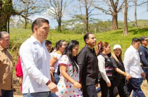 8D055016-6A6B-4007-8C97-B4054BB5FBF1