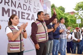 CD4B195C-0697-41A7-B90A-CF0DF67B2F0B