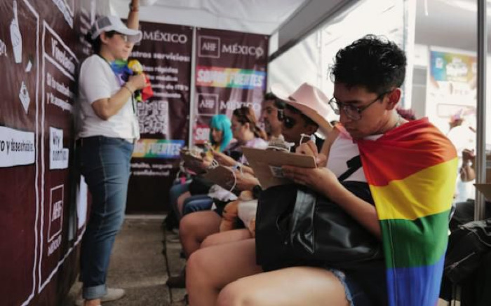 Aplica IMSS pruebas gratuitas de VIH durante la Marcha del Orgullo LGBTTTIQAP+