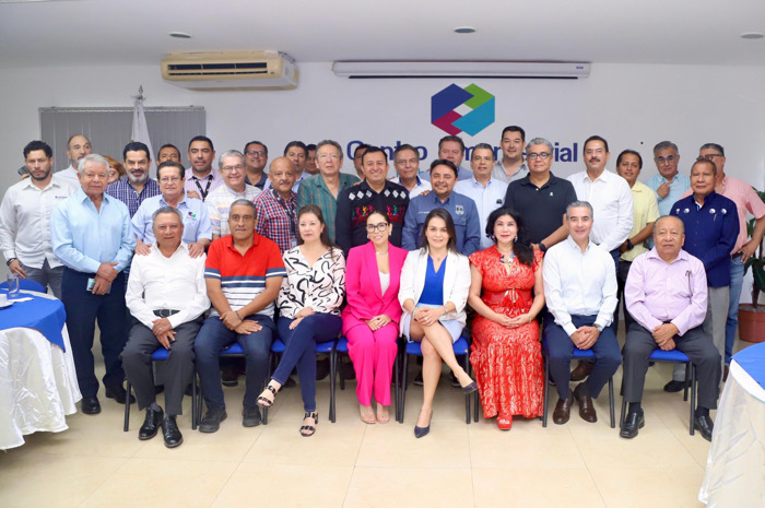 Juan Carlos Moreno Guillén sostiene diálogo abierto con empresarias y empresarios chiapanecos