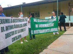 Trabajadores del IMSS en Cintalapa exigen destitución de director por hostigamiento laboral