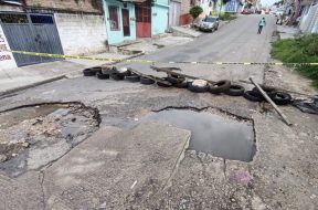 Vecinos de Comitán cierran calles ante omisión de autoridades municipales2
