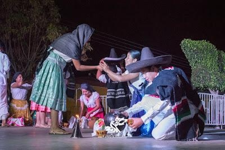 Alessia, vecchia strega / Al Sur con Montalvo