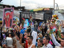 05C4D66A-AD3D-4E4E-9543-70040BB7D548