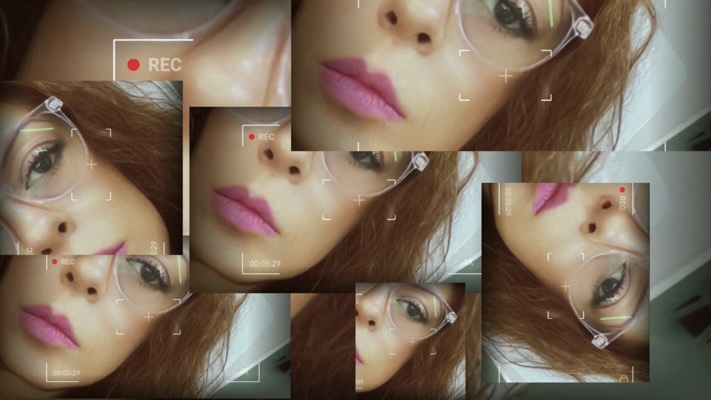 La caja del olvido femenino: el único botón que nunca funciona del todo / Sarcasmo y café