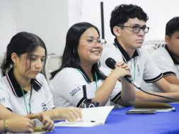 27BB4319-5F35-42C4-B751-D90A1B34755F