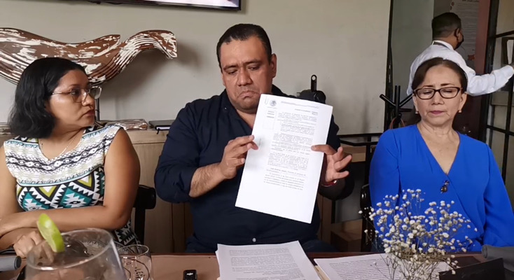 Denuncian presunto abuso de poder y acoso en escuela primaria de Tuxtla