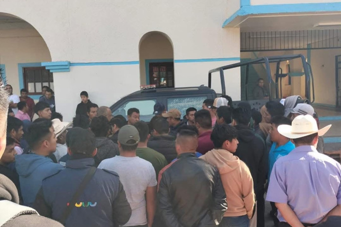 Exigen justicia por muerte de tsotsil atropellado por patrulla de la Fiscalía