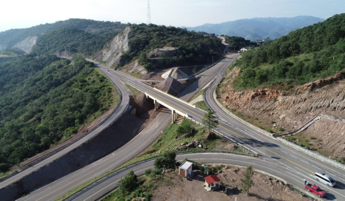 Cuestionan impacto social y ambiental de la autopista San Cristóbal-Palenque