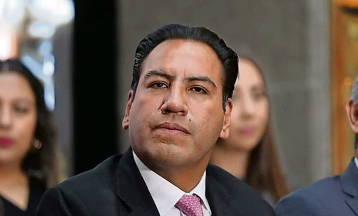 Se acabó la fiesta / A Estribor