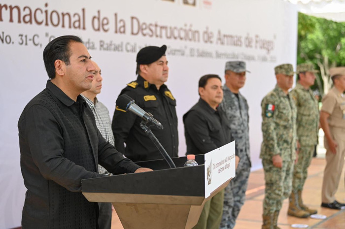 Destrucción de armas, un paso más en el camino hacia la paz en Chiapas: Eduardo Ramírez