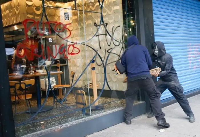 Gentrificación: el nuevo enemigo / A Estribor