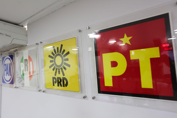 INE impone multas a partidos por adeudos fiscales; PT y PRI, los más sancionados