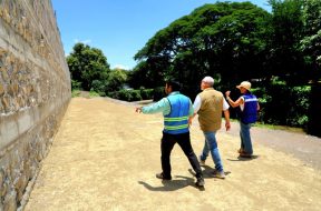 DB896460-5A3D-410C-BCDD-54FBC0469F39