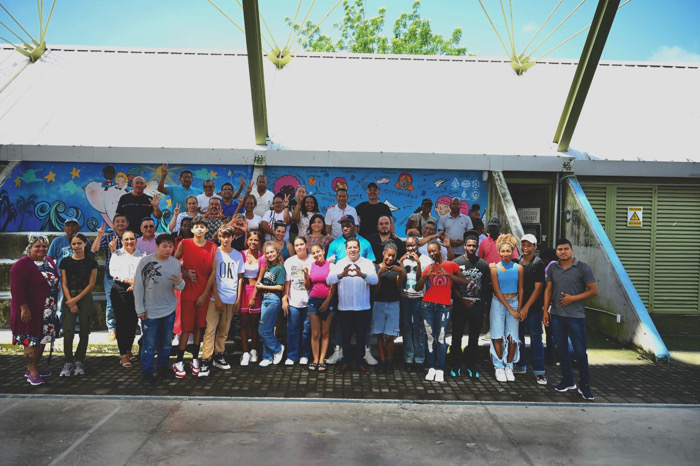 Brindan espacios a jóvenes migrantes en prepas de Chiapas