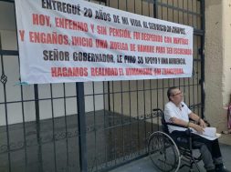 FD0A2B76-44F2-44D4-8C72-AFA2976F86B1