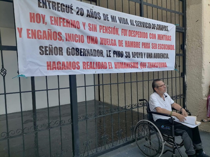 Extrabajador de Protección Civil inicia huelga de hambre