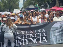 11CB676A-69E7-414D-A9AE-C724C01A8A6A