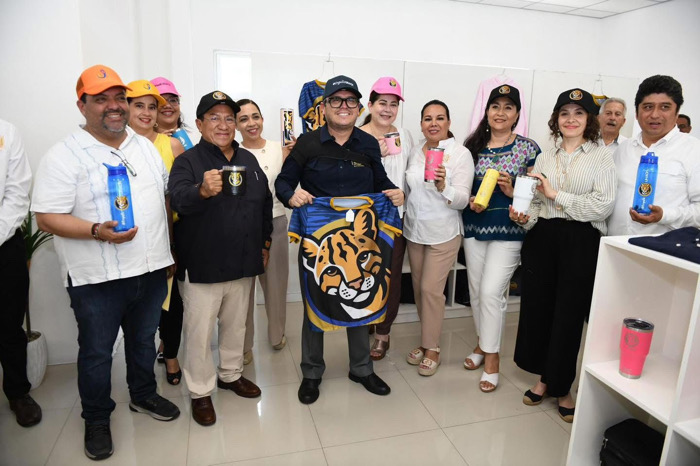 Abre nuevamente sus puertas Tienda UNACH en Tapachula