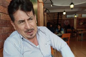 2EE91DDB-F1E8-4A65-B4AE-123D1102DEF7