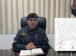 32199F3C-655A-4C24-81B9-0A1CB0AFBB1F