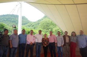 35955E29-89C3-49FC-8252-9E05871DD803