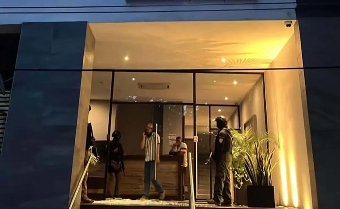 Avanza investigación contra Bermúdez Requena: catean inmueble en Tabasco