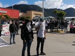 58507B7C-A946-43C1-AD82-595FEA60F8AC