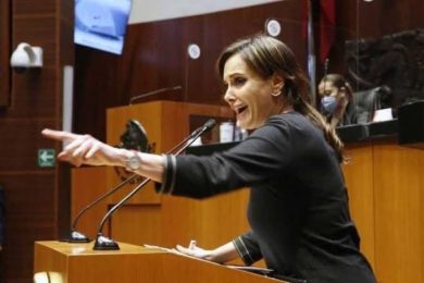 5DC8B2D0-97CB-4CF8-905A-BCD4AEADD7C5