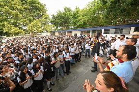 66739C8D-DE65-4BC9-8EBF-08F8A4A89801