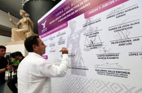 697CDC21-47C4-4D29-820F-4613756751C3